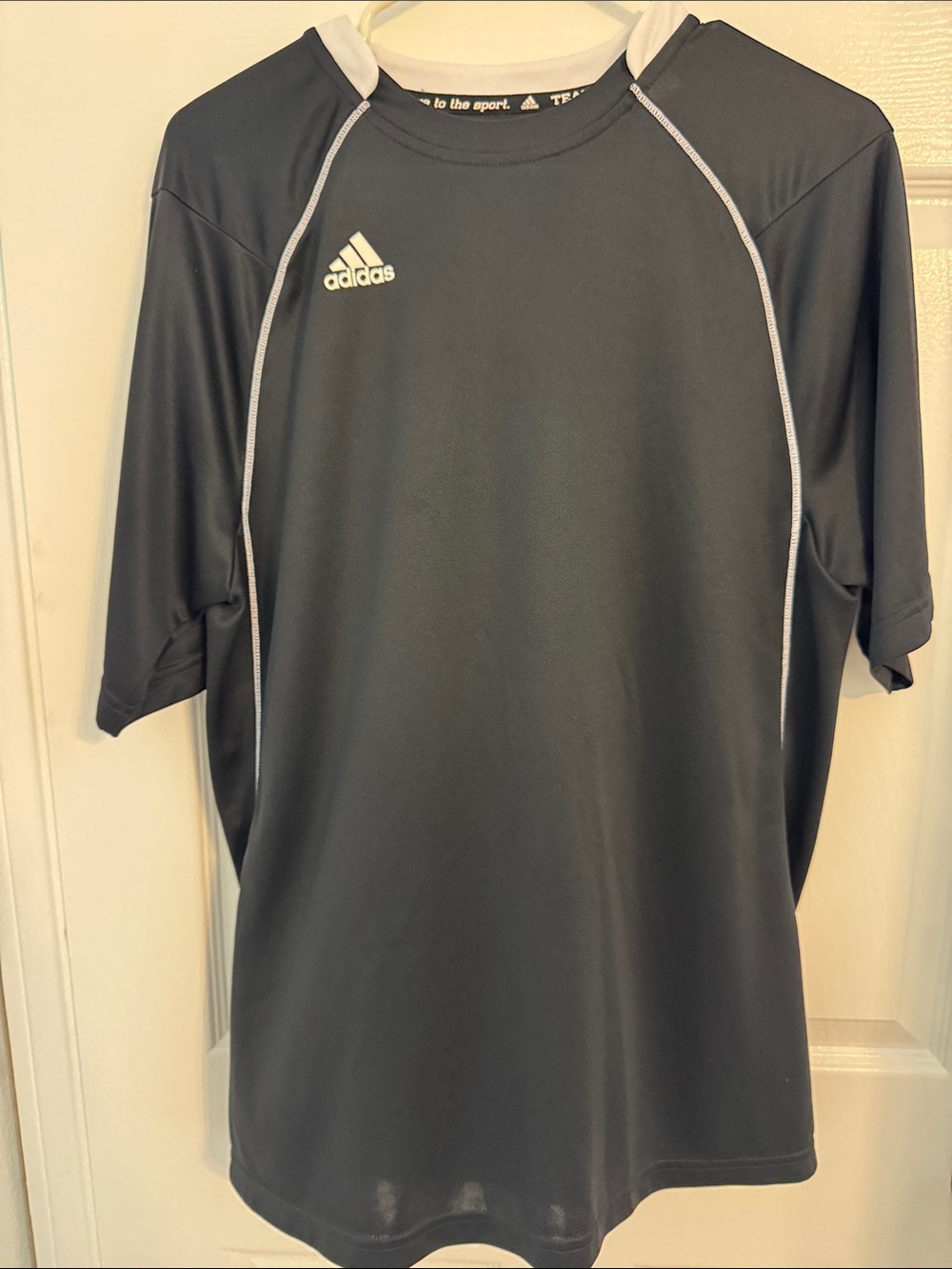 Adidas Medium Men’s Black Performance Training Shirt